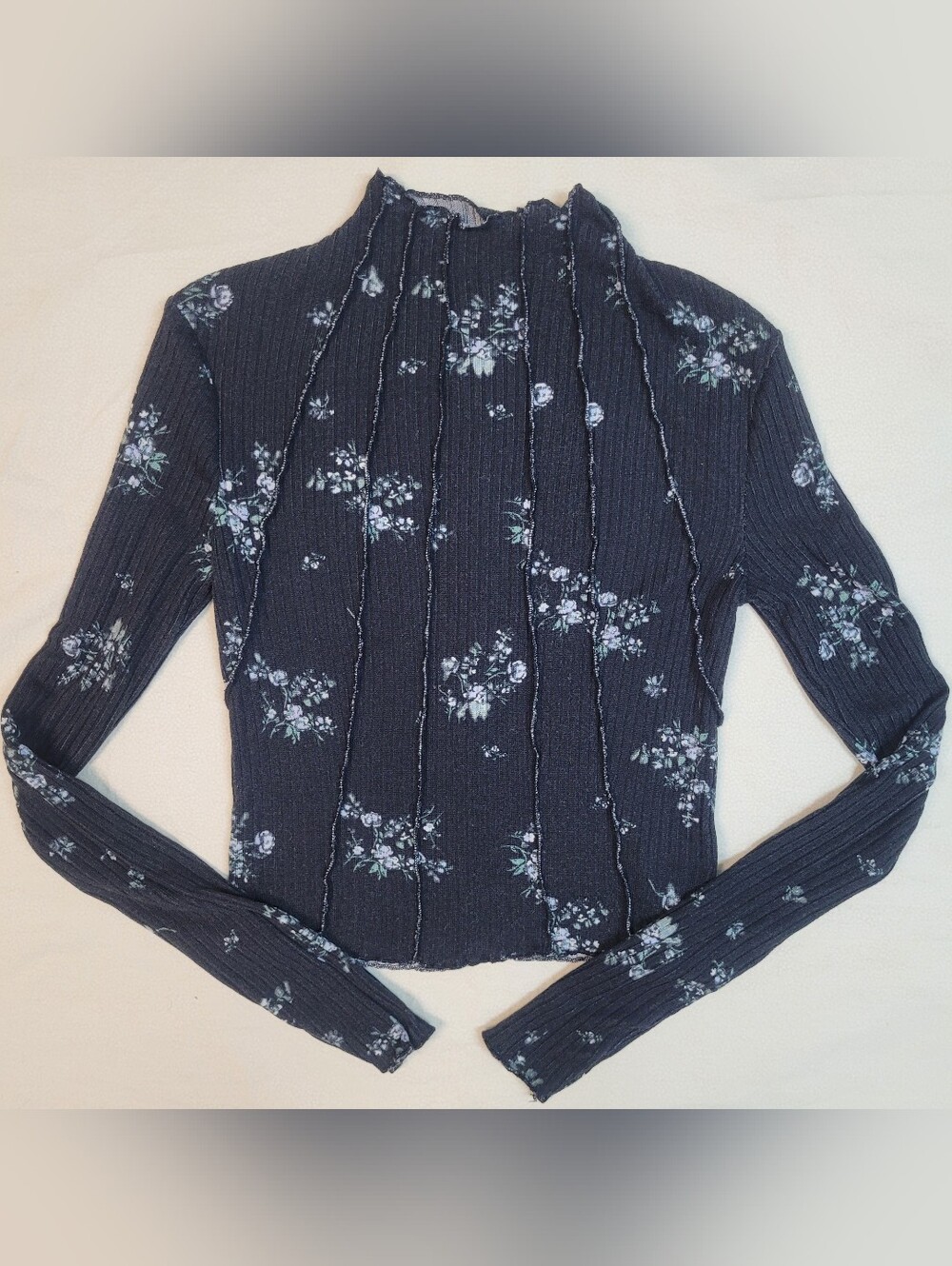 Arizona Jean Company Black Floral Ribbed Mock neck Blouse Whimsigoth Casual Sz S